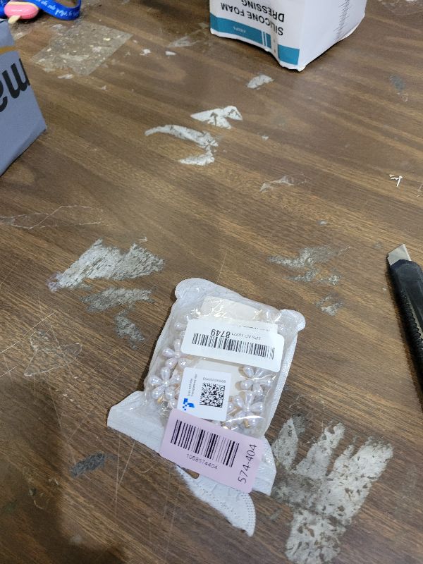 Photo 1 of 10 Pcs Small Mini Pearl Claw Clips with Flower Design, Sweet Artificial Bangs Clips Decorative Hair Accessories for Women Girls