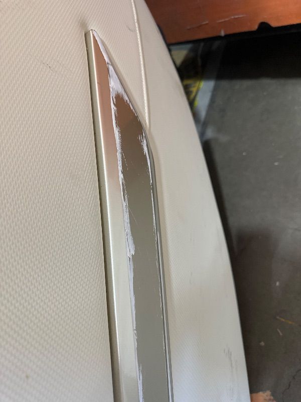 Photo 1 of *** TRUCK PICKUP ONLY *** Real Relax 2025 Massage Chair Full Body, 3D SL Track Shiatsu Massage Recliner, 21 Auto and Thai Stretch Modes, APP and LCD Control, Body Scan, Fit Home and Office, PS3300 Khaki and White