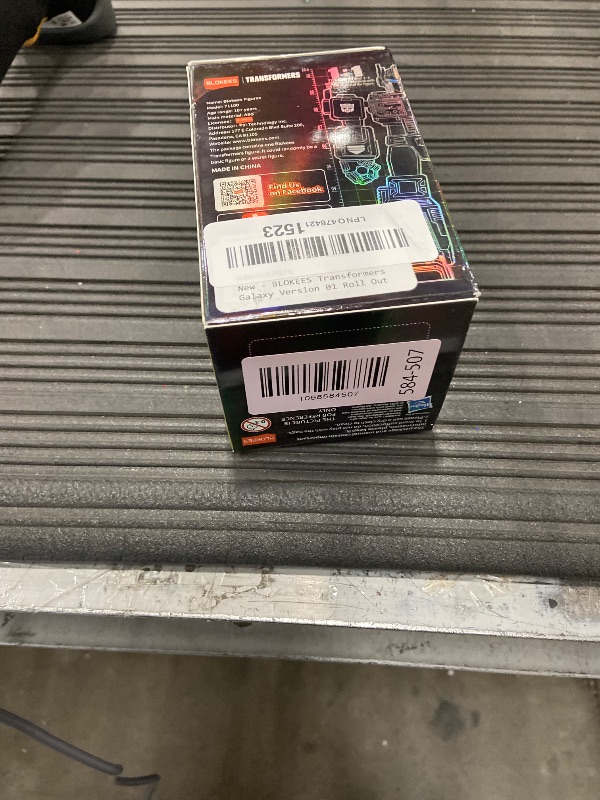 Photo 1 of **FACTORY SEALED**BLOKEES Transformers Galaxy Version 01 Roll Out