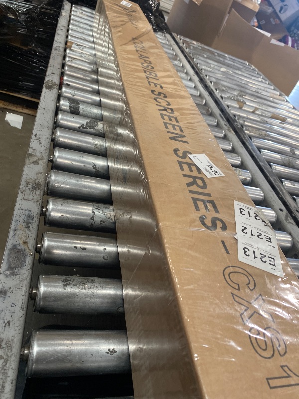 Photo 1 of ?Easy Set Up? RAUBAY 59.8 x 82.7in Collapsible White Backdrop Screen Portable Retractable Panel Photo Background with Stand for Video Conference, Photographic Studio, Streaming