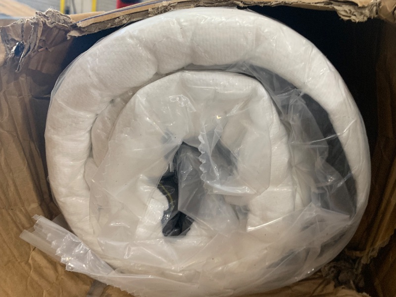 Photo 1 of 10 in Queen mattress 