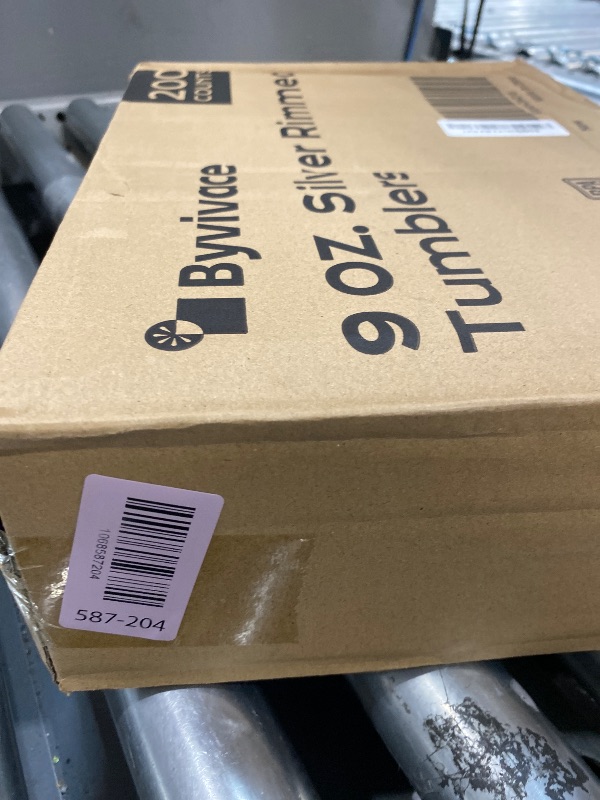 Photo 1 of [200 Pack] 9oz Clear Plastic Cups with Silver Rimmed Sturdy & Food Safe Disposable Wine Glasses Party Wedding Disposable Drinking Cups Plastic Cocktail Glasses for Wine, Juice & Cold Beverages