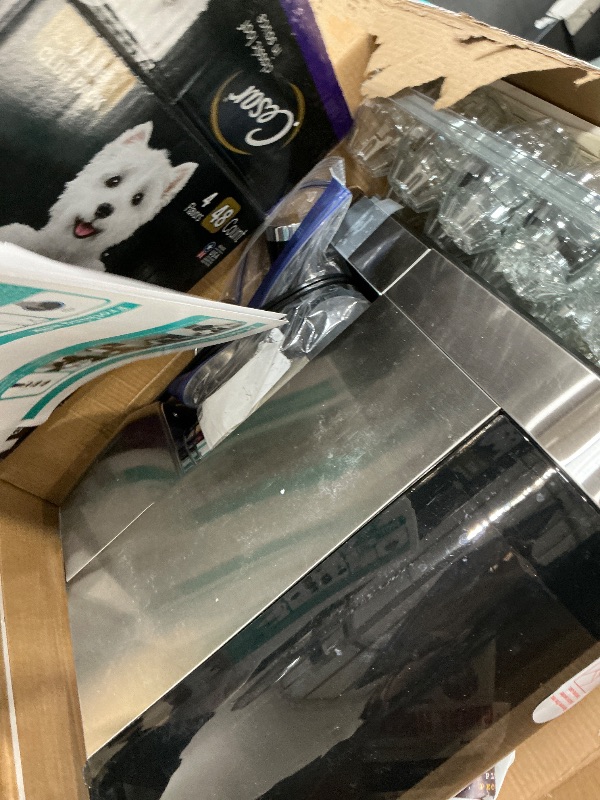 Photo 1 of ***(PARTS ONLY/MAJOR DAMAGE/ NON FUNCTIONAL)***CASABREWS 3700 Essential Espresso Machine 20 Bar, Stainless Steel Cappuccino & Latte Machine with Steam Frother for Home, 43.9oz Water Tank, Coffee Gift for Women & Men, Silver