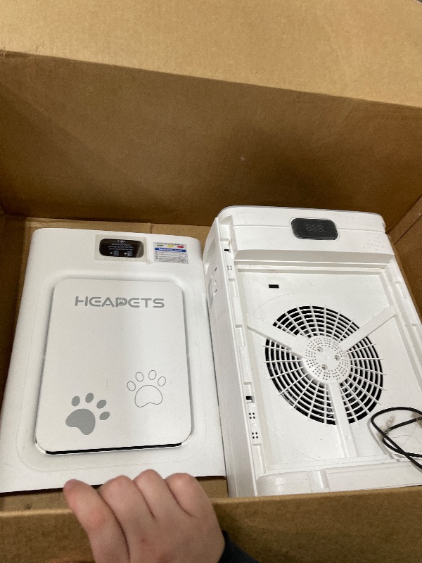 Photo 1 of *** HAS PET HAIR *** Pet Air Purifier for Home Large Room 2500 sq ft, H13 HEPA Washable Double-Sided Filter, Air Cleaner for Pet Hair Dander Odor Allergies Pollutant Smoke Dust, PM2.5 Air Quality Monitor, Auto Mode, Grey