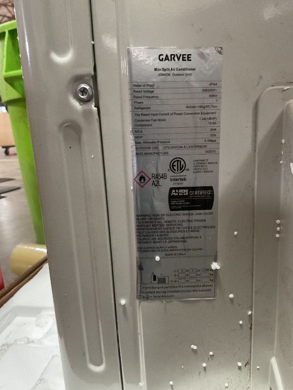 Photo 1 of **INCOMPLETE ***Damage coils and Dent*****

9000 BTU Mini Split AC w/Remote Control19 SEER2 Cools Up to 450 Sq. Ft,230 V Ductless Inverter Mini Split System w/0.75 Ton Heat Pump Pre-Charged & Installation Kit, Ultra-Quiet