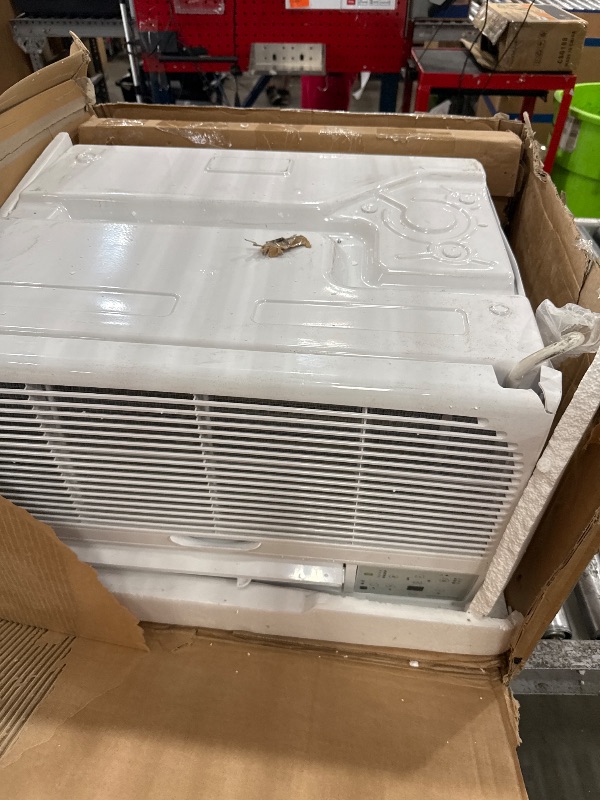 Photo 1 of ***PARTS ONLY*** Keystone 12,000 BTU Wall Mounted AC Unit and Dehumidifier, 230V, Wall Unit for Bedroom, Bathroom, Nursery, and Medium Sized Rooms up to 550 Sq.Ft., AC Wall Unit with Remote, Quiet, High Efficiency AC