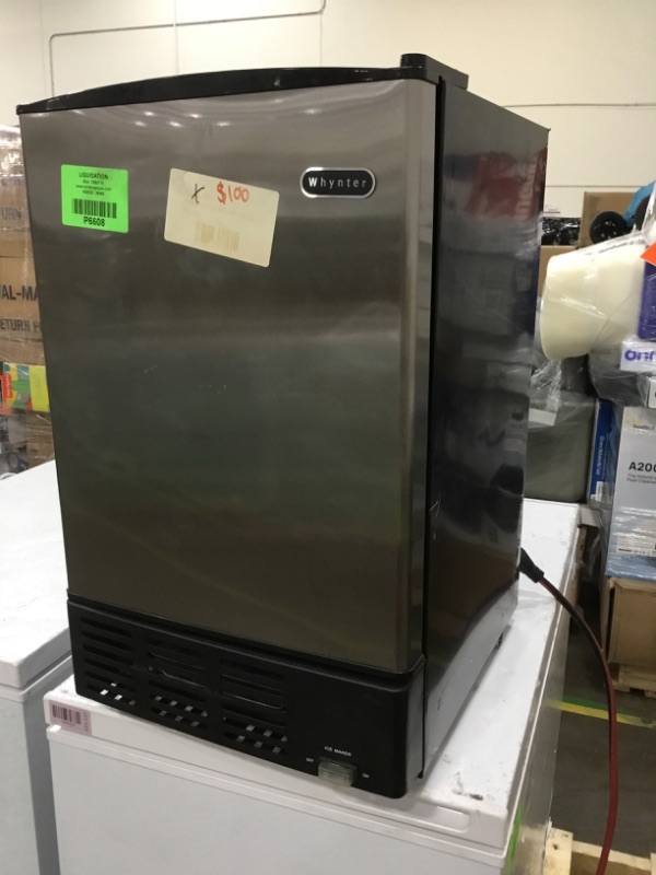 Photo 1 of **HAS SOME RUST ON BOTTOM**Whynter UIM-155 Stainless Steel Built-In Ice Maker