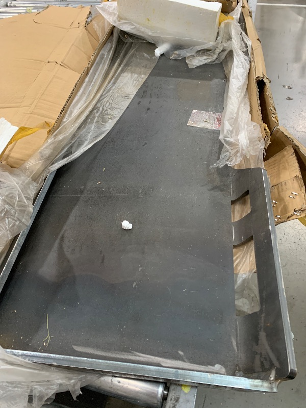 Photo 1 of (see all images) YINTATECH 1/4” Universal Quick Attach Plate Compatible with Kubota and Bobcat Skid Steers and Tractors