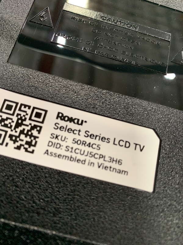 Photo 1 of (tested)(functional)(see all images) Roku Smart TV – 50-Inch Select Series, 4K HDR TV – RokuTV with Enhanced Voice Remote – Flat Screen LED Television with Wi-Fi for Streaming Live Local News, Sports, Family Entertainment