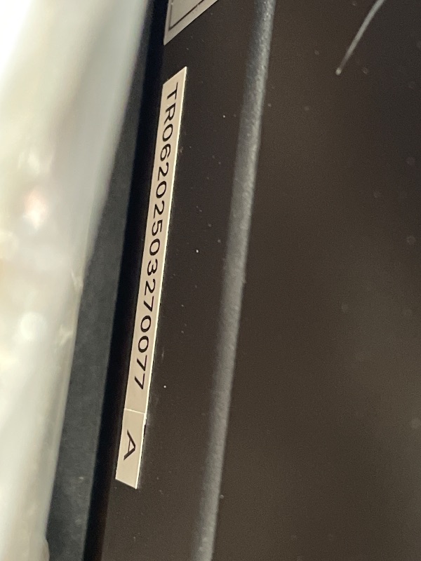 Photo 1 of ** FOR PARTS ONLY **
THERUN Incline Treadmill, 0-12% Incline Treadmill for Running and Walking, 300 lbs Weight Capacity, Wide Belt,3.0HP,18" LED Screen, 2 Layers Shock-Absorbing Red