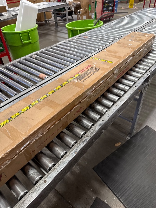 Photo 1 of **************INCOMPLETE ITEM, THIS IS ONLY BOX #2 OUT OF 2 TOTAL************
Merax Queen Size Boucle Bed Frame with Curved Headboard, White Upholstered Cloud Platform Bed, Solid Wood Base, Soft Rounded Corners Design, No Box Spring Needed, Easy Assembly,