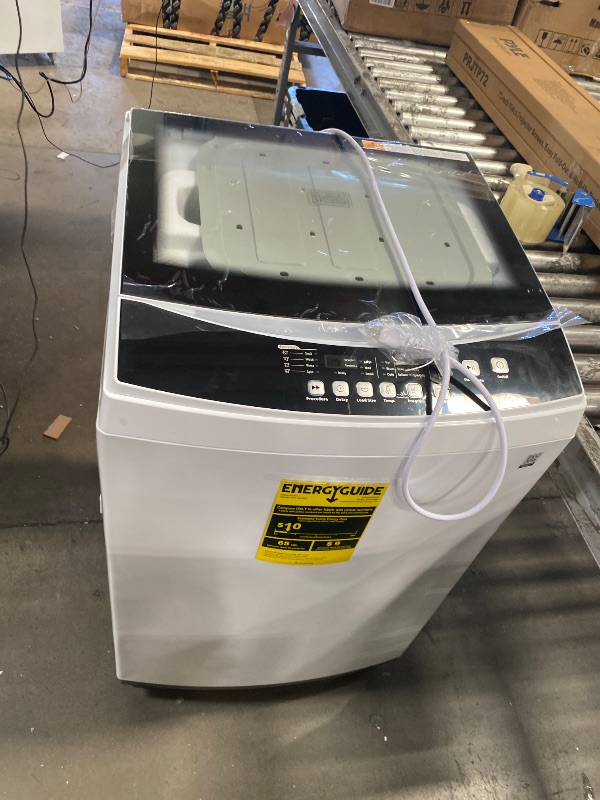 Photo 1 of ** FOR PARTS ONLY **
BLACK+DECKER 3.0 Cu. Ft. Portable Washer, 26.5 lb. Capacity Washing Machine, 6 Cycles, Quick Connect Sink Adapter and Drain Hose Included, Transparent Lid & LED Display, BPW30MW, White