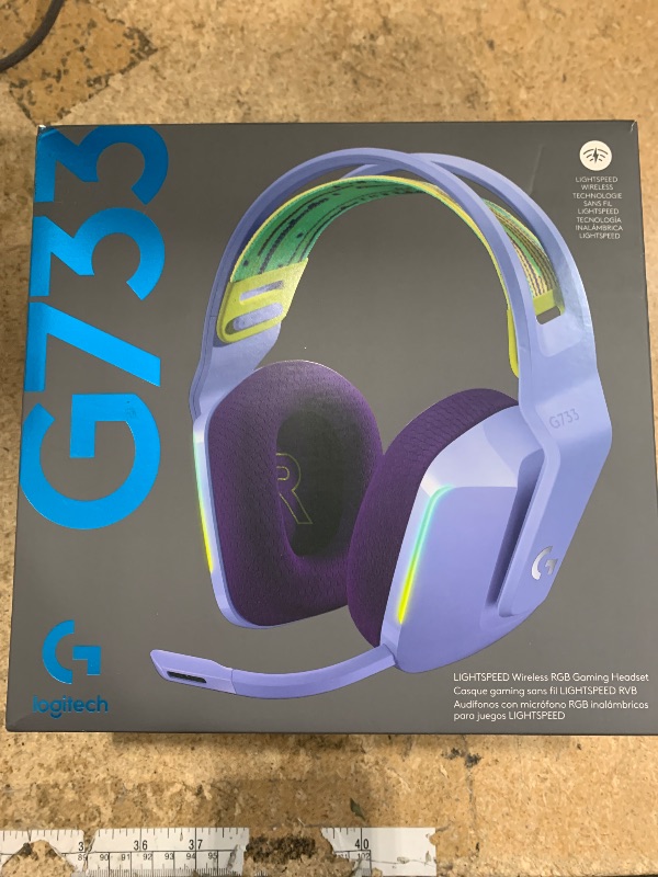 Photo 1 of Logitech G733 LIGHTSPEED Wireless Gaming Headset with suspension headband, LIGHTSYNC RGB, Blue VO!CE mic technology and PRO-G audio drivers - Lilac