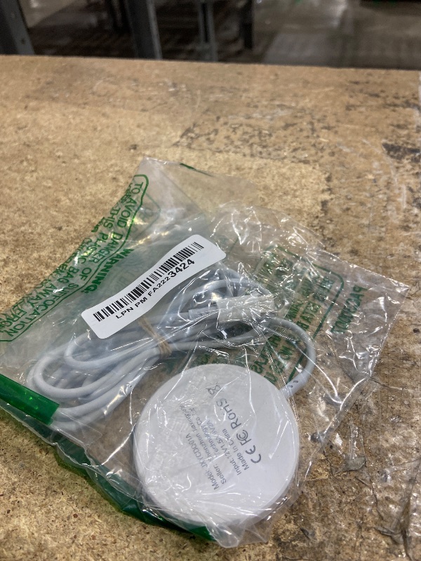 Photo 1 of [Apple MFi Certified]Magnetic Wireless Charger Apple Mag Safe Charger,15W 6FT Fast Wireless Charging Pad for Apple iPhone 16 Pro Max/16 Pro/16 Plus/15 Pro Max/14/13/12/AirPods3/2/Pro/Pro2,Charging Pad