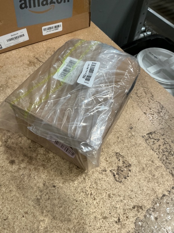 Photo 1 of [2 Pack] Christmas Lights Outdoor, 210FT 600LED Connectable String Lights Waterproof, Twinkle Lights with 8 Modes, Christmas String Lights Indoor Green Wire for Yard Party Christmas Decorations