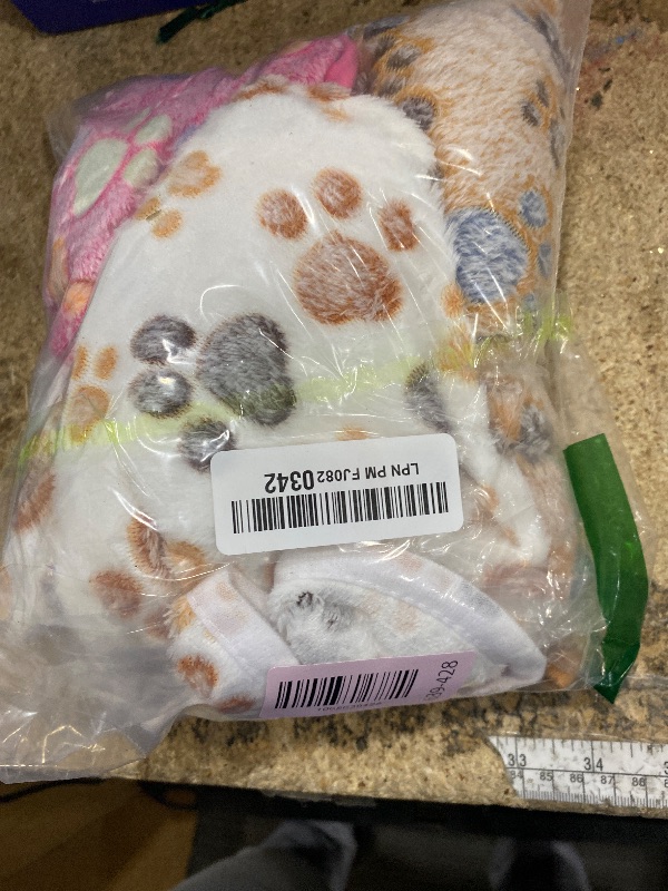 Photo 1 of 1 Pack 3 Blankets Super Soft Fluffy Premium Fleece Pet Blanket Flannel Throw for Dog Puppy Cat Paw Brown/Pink/White Small(23x16 inch)