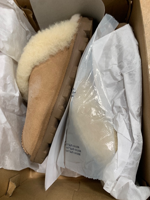 Photo 1 of (MAJOR USAGE) UGG Women's Coquette Slipper, Chestnut, 06