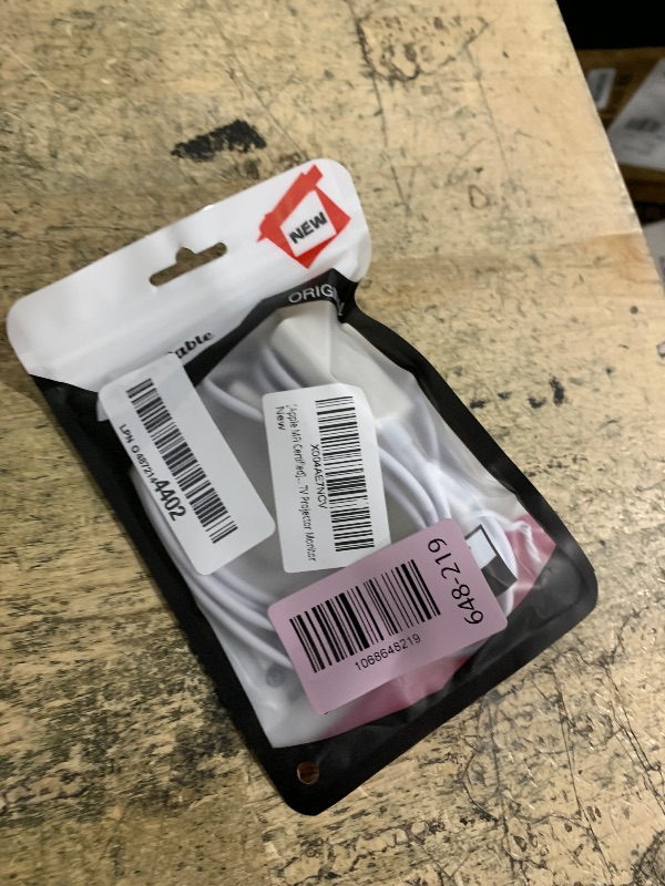 Photo 1 of [Apple MFi Certified] Apple Lightning to HDMI Cable Adapter for iPhone to TV, 1080P Digital AV Adapter Sync Screen Connector Compatible for iPhone 14 13 12 11 Pro Max XS XR X 8 to TV Projector Monitor