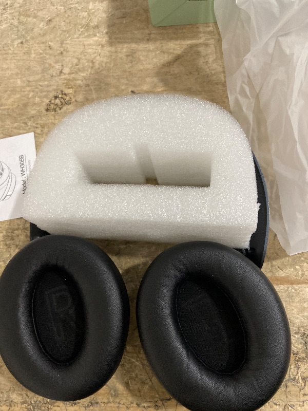 Photo 1 of ***FOR PARTS ONLY/ MISSING PIECES / BROKEN*** BERIBES Upgraded Hybrid Active Noise Cancelling Headphones with Transparent Modes,70H Playtime Bluetooth Headphones Wireless Bluetooth with Mic, Deep Bass,3.5MM Cable,Soft-Earpads,Fast Charging-Black