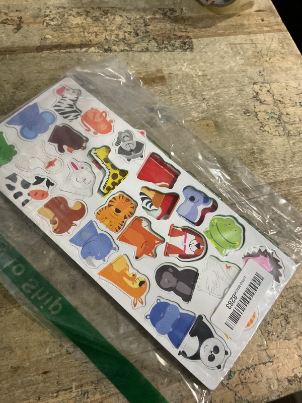 Photo 1 of “I CAN DO IT” Token Board,Magnetic Reward Chart with 26 Animal Magnets, Red Bus Reward Chart for Kids, Incentive Positive Chart for Good Behavior and Responsibility, Great for Toddlers, Kids, Students