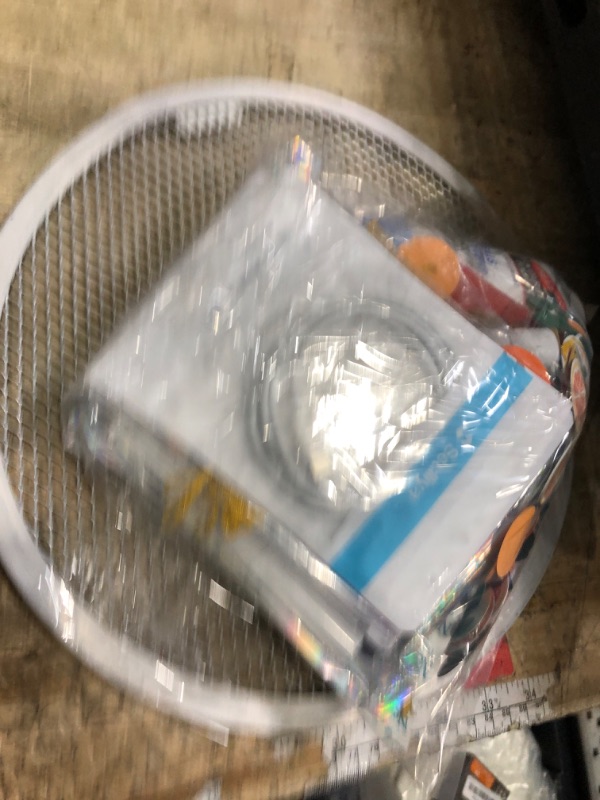 Photo 1 of ***Bundle of miscellaneous home goods
