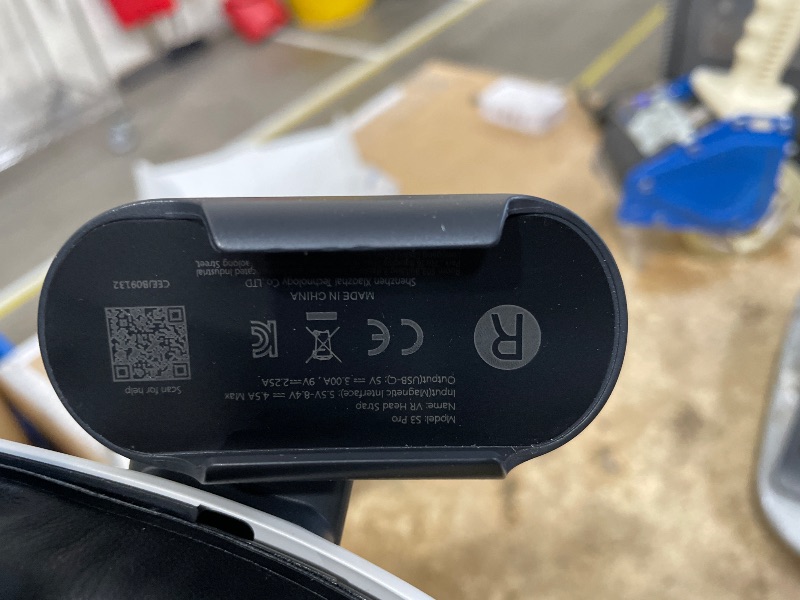 Photo 1 of ***MISSING PARTS***
**SEE NOTES** BOBOVR S3 Pro Battery Strap Accessories,Head Air Cooling System and 10000mah Hot-swappable Battery Pack,Compatible with Meta Quest 3/Quest 3S