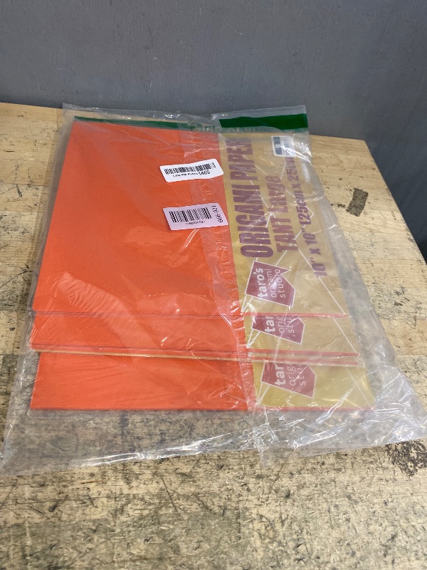 Photo 1 of [Taro's Origami Studio] TANT Large 10 Inch (25 cm) Double Sided Single Color (Red) 20 Sheets (All Same Color) for Origami Artist From Beginner to Expert (Made in Japan)
