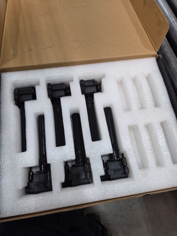 Photo 1 of *************MISSING THE SPARK PLUGS************
ECCPP UF269 6 ignition coils with 6 iridium Spark Plugs 7781 for Chrysler for Dodge Concorde Intrepid Concorde 300 Pacifica Prowler Magnum 2.7L 3.2L 3.5L 2001-2005 3.5L V6 UF269 UF395