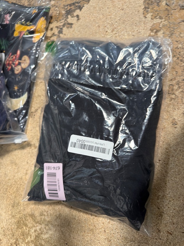 Photo 1 of (medium/large) baleaf Women's Hiking Pants Water Resistant Lightweight Joggers Pant Quick Dry for All Seasons Elastic Waist Black Size