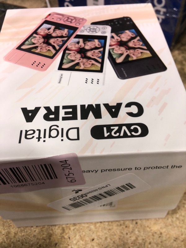 Photo 1 of ***FOR PARTS ONLY/ NON-FUNCTIONAL (POWERS ON BUT WONT LET YOU ACCESS MENU)*** ZEOUPT Digital Camera, 4K 64MP Cameras for Photography, 270°Flip Screen Vlogging Camera, Autofocus, Flash, 18X Zoom, 2 Batteries, 64GB Card, Point and Shoot Digital Cameras for 