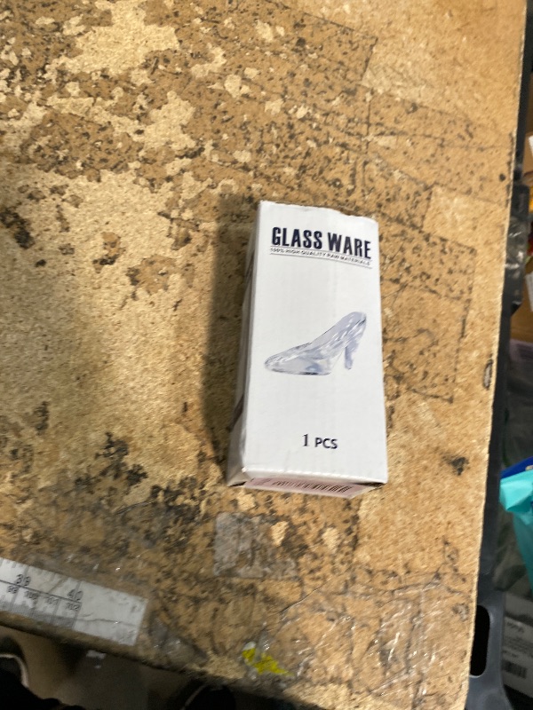 Photo 1 of 1 Pack Glass Slipper, Small Glass Crystal High Heels, Crystal High Heels Shoes for Birthday Decoration Party, Wedding Supplies Decorative Party Decorations, Transparent Decorative Items