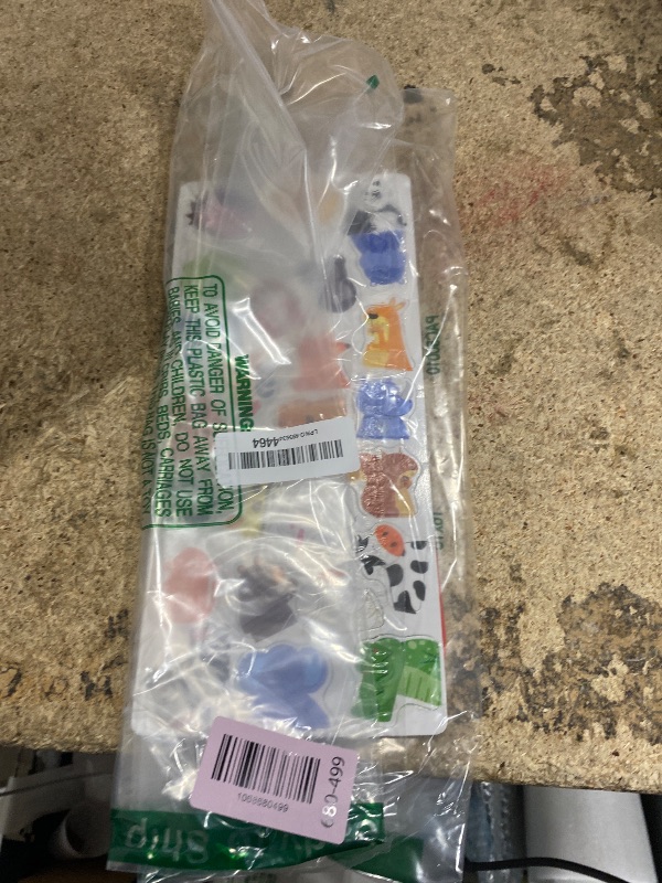 Photo 1 of “I CAN DO IT” Token Board,Magnetic Reward Chart with 26 Animal Magnets, Red Bus Reward Chart for Kids, Incentive Positive Chart for Good Behavior and Responsibility, Great for Toddlers, Kids, Students