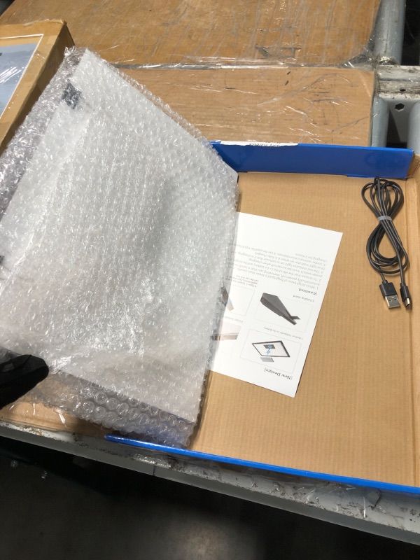 Photo 1 of ** won't hold charge**
Missing carry bag  YINGWOND Rechargeable A4 LED Light Pad with Padded Case, Tracing Light Box w/Riser Stands and Paper Clip, 6 Levels of Brightness, Type-c Cable, Wireless Diamond Painting Light Board
