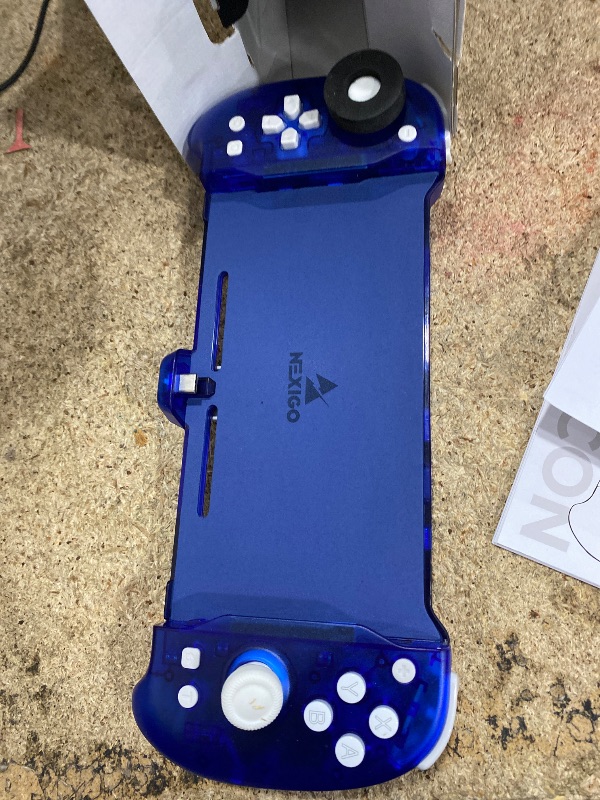 Photo 1 of *** HAS STICK DRIFT*** NexiGo Hall Effect Gripcon with Kickstand and HDMI Out for TV Docking, Hall Sensing Joystick for Switch/Switch OLED, Handheld Mode, 4K/1080P Supported HDMI and USB 3.0 Port, Blue