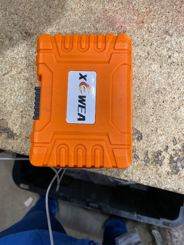 Photo 1 of **Only 4** XEWEA Bolt Nut Extractor Set, 5PCS 1/2 Drive Easy Out Broken Wheel Tire Lug Nut Extraction/Remover Socket Set for Damaged, Frozen,Studs, Rounded Stripped Bolts & Nuts Screws