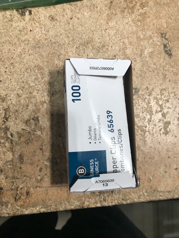 Photo 1 of **Only one box**Business Source Paper Clips, Jumbo, .041 Wire Gauge, 1000/ Pack, 41 Mile (65639)