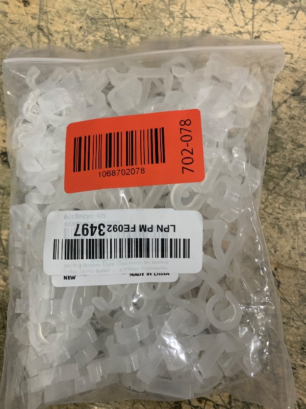 Photo 1 of 100 pack outdoor lights clips hooks 
