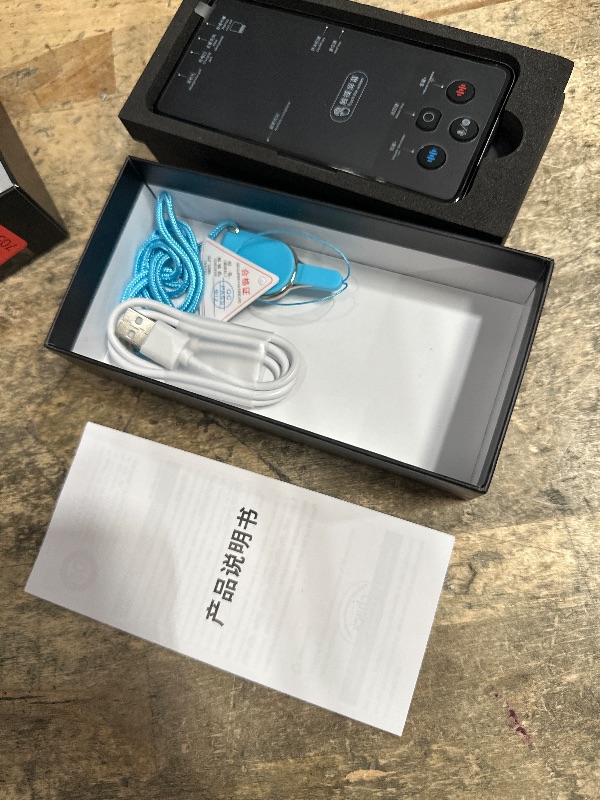 Photo 2 of Language Translator Device, Real Time Voice Translation Device for 138 Languages, Traductor de Voz Instantaneo 2025, 3.97"Touchscreen Traductor de Idiomas, for Business Travel Learning Ingles Español