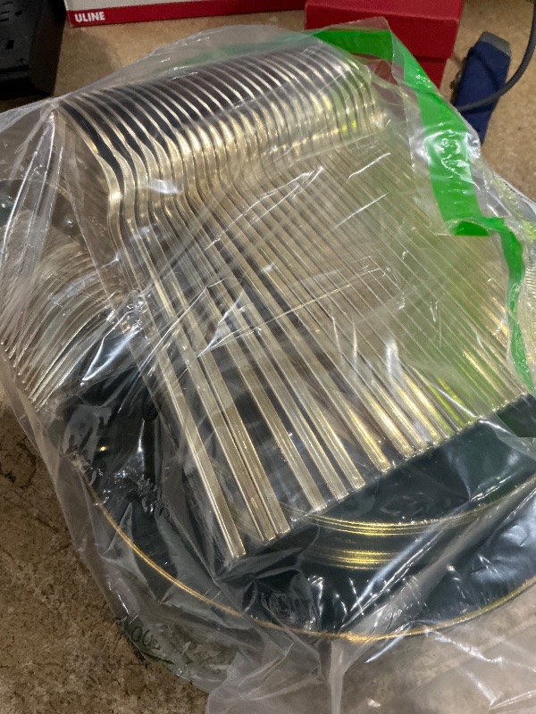 Photo 1 of ***(MISSING CUPS)***bUCLA 150PCS Green Plastic Plates - Green and Gold Disposable Include 25 Each (Dinner & Dessert) Plates, 25 Knives, 25 Forks, 25 Spoons and 25 Cups, Ideal for Party&Christmas