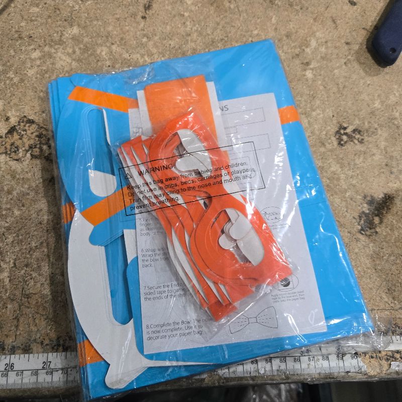 Photo 1 of 12 Pcs Weepa Party Boxes