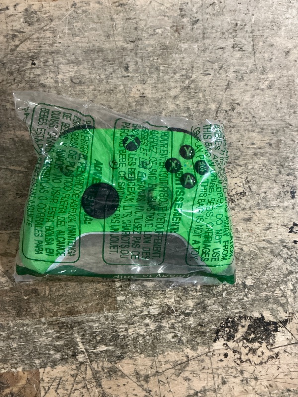 Photo 1 of ***FOR PARTS HAS DAMAGED BUTTON*** Xbox Wireless Gaming Controller (2025) – Velocity Green – Play on, Windows, Android, iOS, FireTV Sticks, Smart TVs, VR Headsets