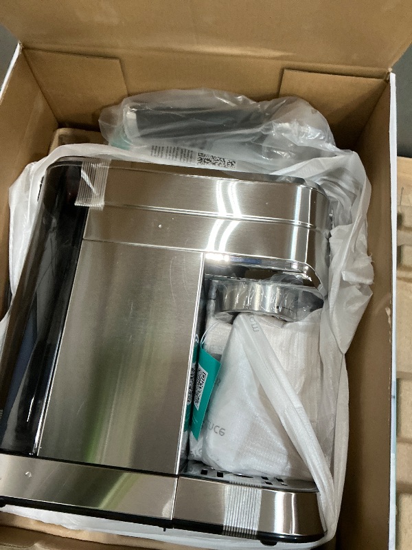 Photo 1 of ***(PARTS ONLY/ NON FUNCTIONAL)***CASABREWS CM5418 Espresso Machine 20 Bar, Compact Espresso Maker with Steam Milk Frother, Stainless Steel Coffee Machine with 34oz Removable Water Tank for Cappuccino, Gift for Women or Men, Silver