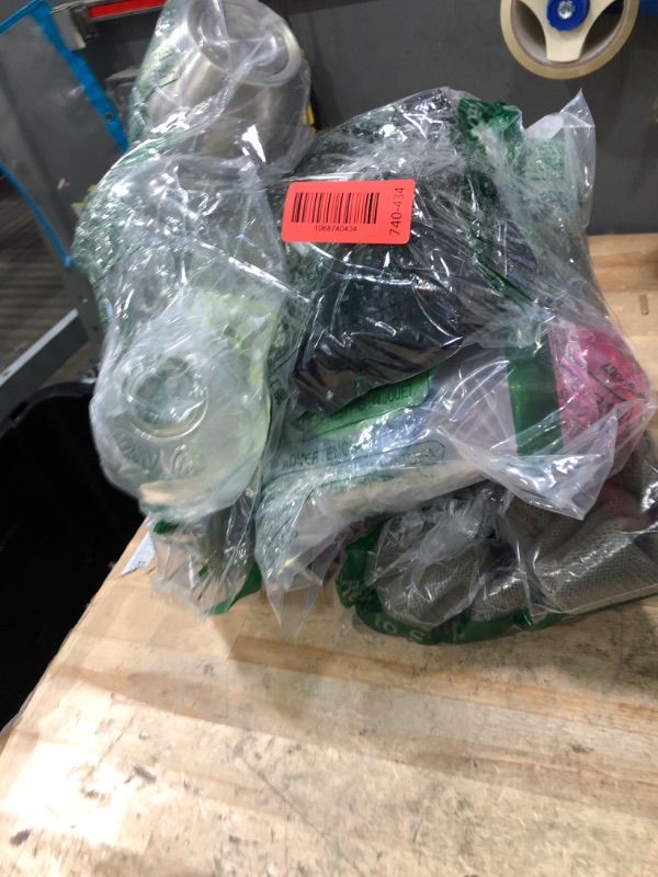 Photo 1 of ** SOLD AS IS BUNDLE OD MISCELLANEOUS AND SORTED GOODS **