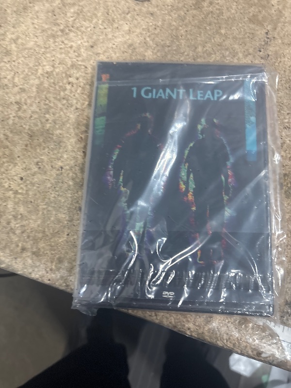 Photo 1 of 1 Giant Leap