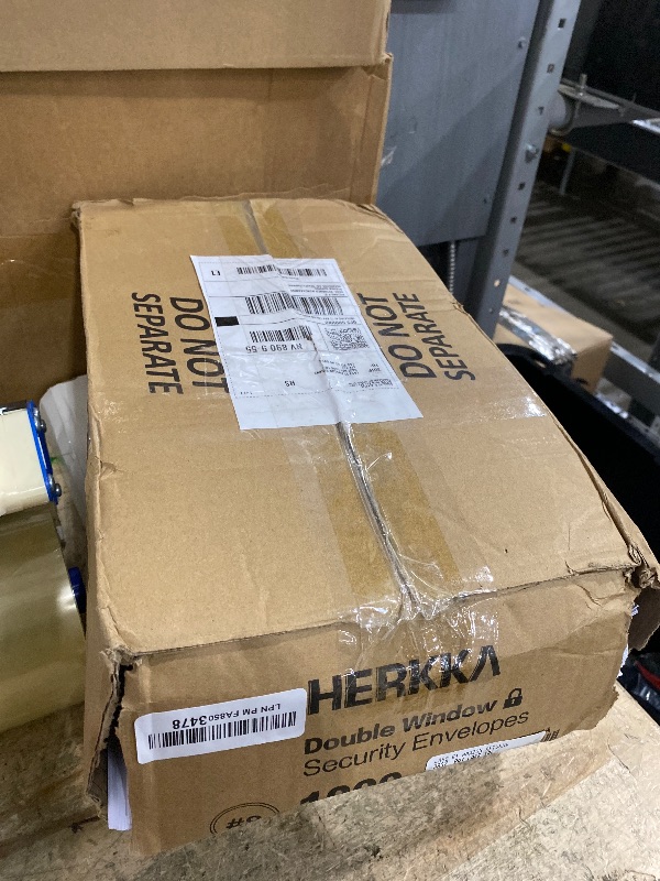 Photo 1 of #8 Double Window Security Check Envelopes, No.8 Double Window Bussiness Envelopes Designed for QuickBooks Checks - Computer Printed Checks - 3 5/8 X 8 11/16 (NOT for INVOICES) - 24 LB - 1000 PACK