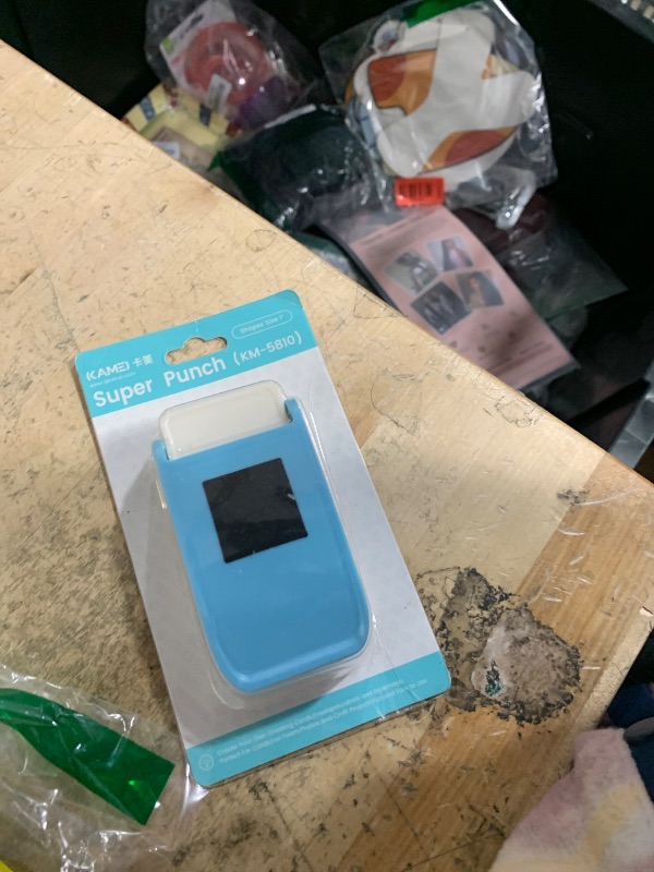 Photo 1 of 1 inch Square Punch Craft Lever Punch Handmade Paper Punch for Crafting Scrapbooking Cards,DIY Cards Making 1X1 inch Equilateral Square Color by Random