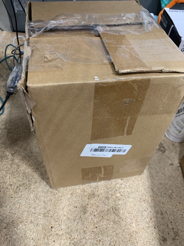 Photo 1 of **************MISSING 1 OF THE HANDLES************
Amerdeco 3 Pack Matte Black Door Handles Interior,Knurled Privacy Door Handles with Lock,Heavy Duty Black Door Lever for Bedroom or Bathroom,Reversible Keyless for Left Right Handed Doors AM0027