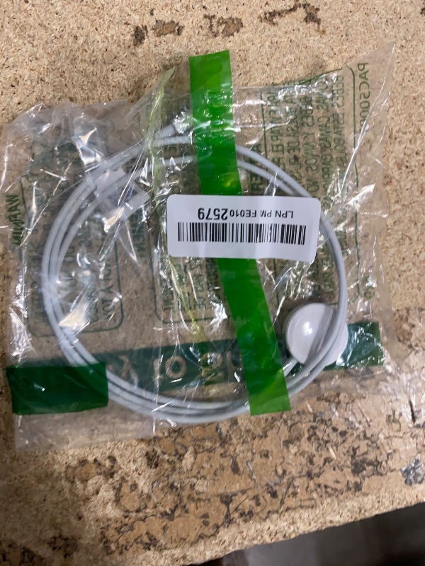 Photo 1 of ???? ???????? Magnetic Charging Cable for Apple Watch Charger,[USB C Port] Wireless Charging Cable Compatible with iWatch Series Ultra/10/9/8/7/6/SE/SE2/5/4/3/2[3.3FT]-White