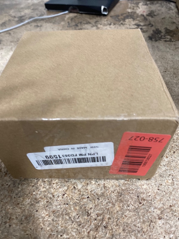 Photo 1 of 12 Pack Plastic Spring Clamps, 3.5inch Small Heavy Duty Clips for Crafts, Backdrop Stand, Woodworking, Photography Studios (Black)