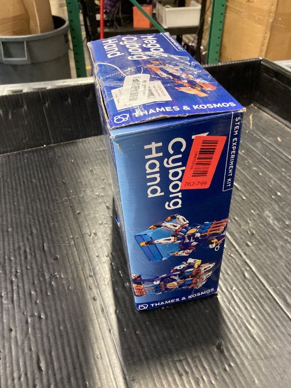 Photo 1 of ***BOX OPENED*CONTENTS FACTORY SEALED***Thames & Kosmos Mega Cyborg Hand STEM Experiment Kit | Build Your Own GIANT Hydraulic Amazing Gripping Capabilities Adjustable for Different Sizes Learn Pneumatic Systems***BOX OPENED*CONTENTS FACTORY SEALED***